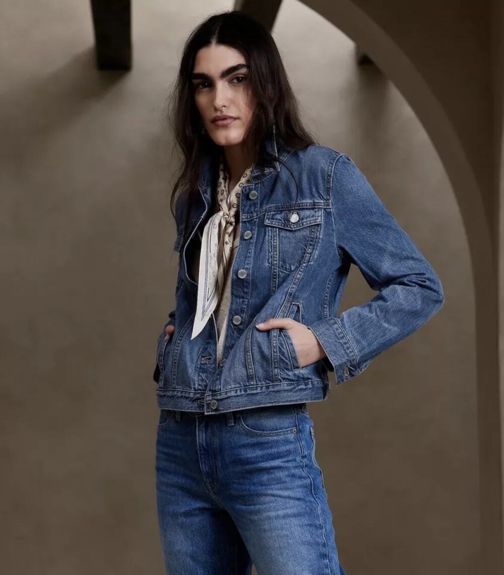 Banana Republic Essential Long Sleeve Denim Jean Jacket Blue Women's Size XS